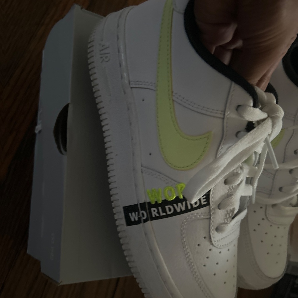 Nike Air Force 1 Low GS - Picture 3 of 7